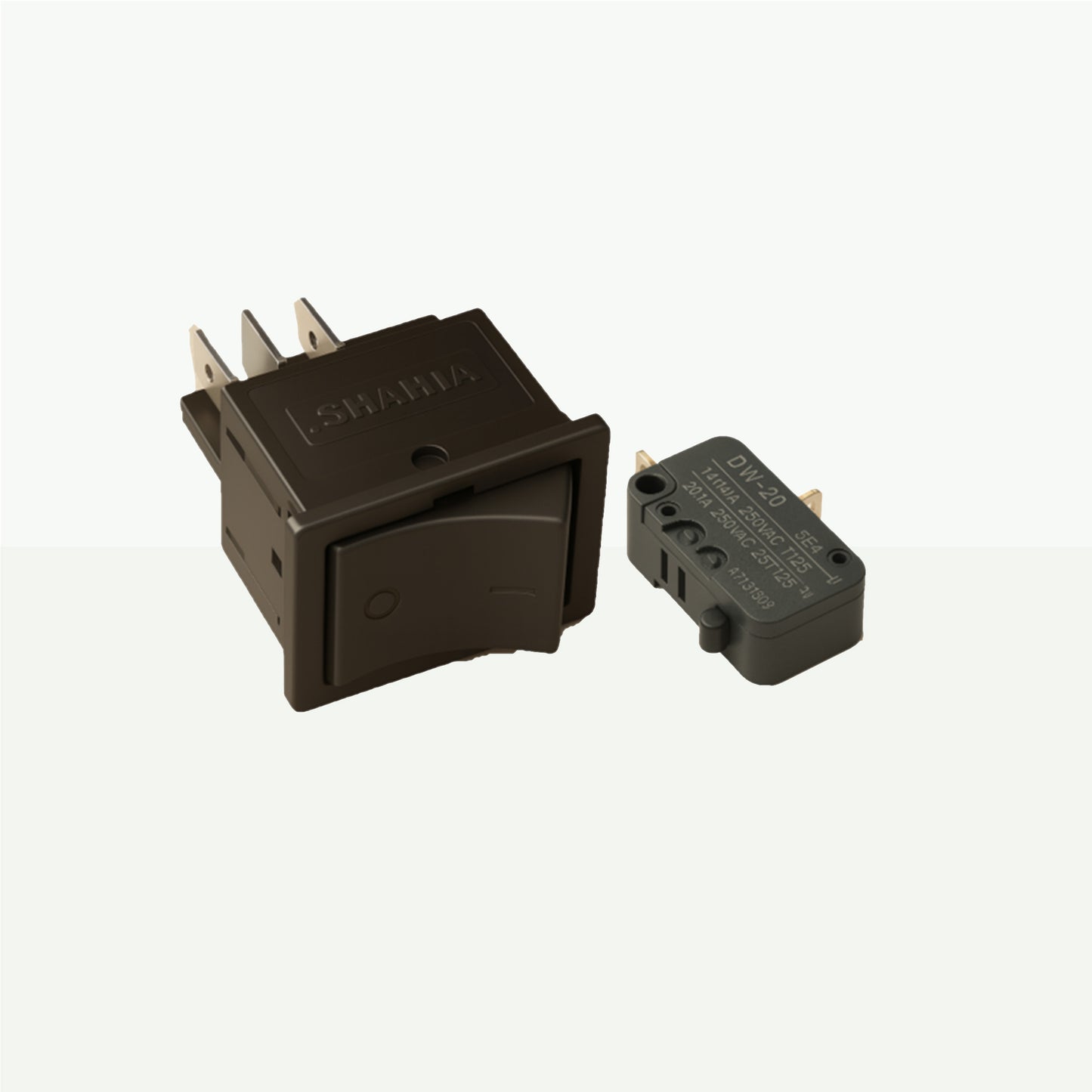 EL 19 Switch V3 P30-57